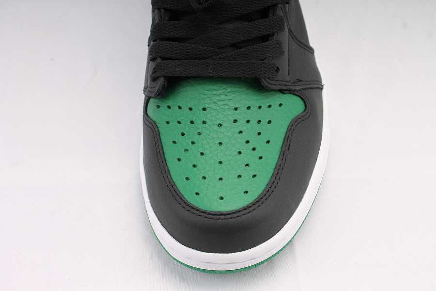 AIR JORDAN 1 RETRO HIGH OG 555088030