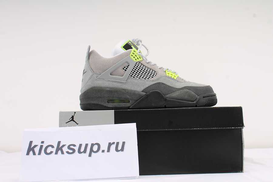 AIR JORDAN 4 RETRO SE CT342007