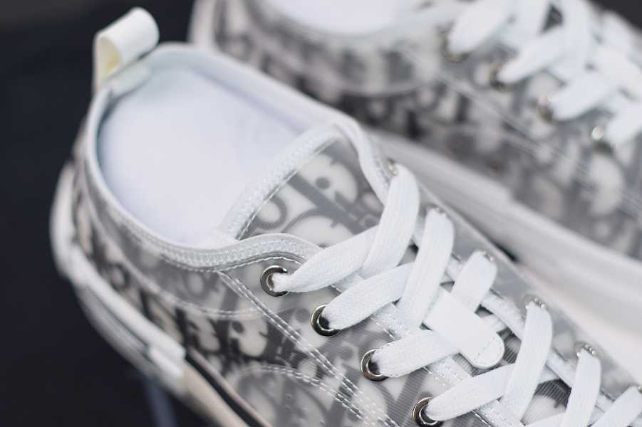 D10r B23 Oblique Sneakers 105721741301