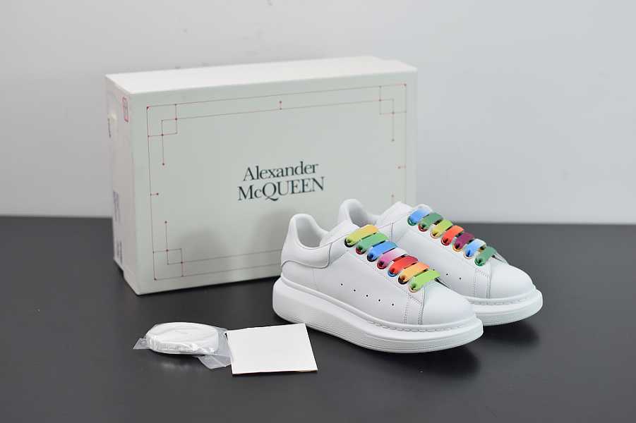 alexander M*Q*en