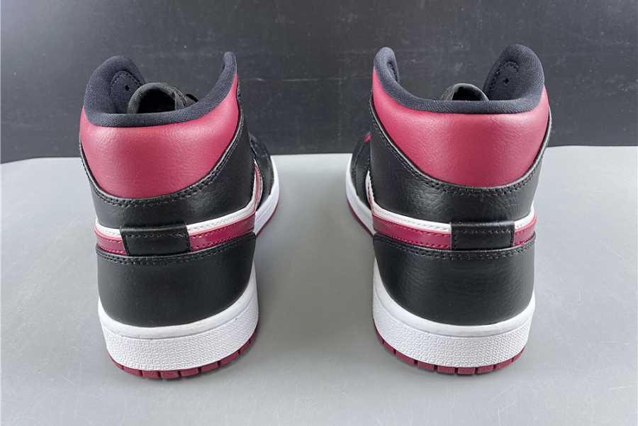 Air Jordan 1 MID AJ1  554724-066