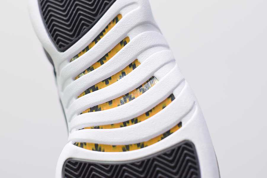 Air Jordan 12 Reverse Taxi 130690-017