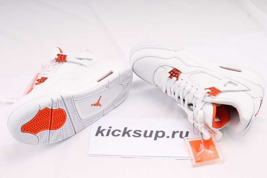 Jordan 4 Retro Metallic Orange CT8527-118