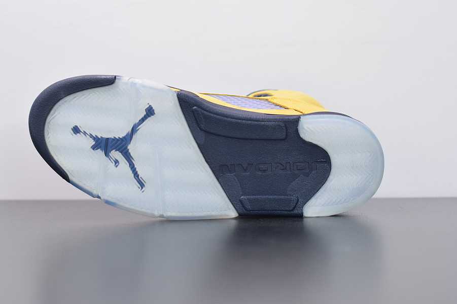 Air Jordan 5 SP Michigan CQ9541-704