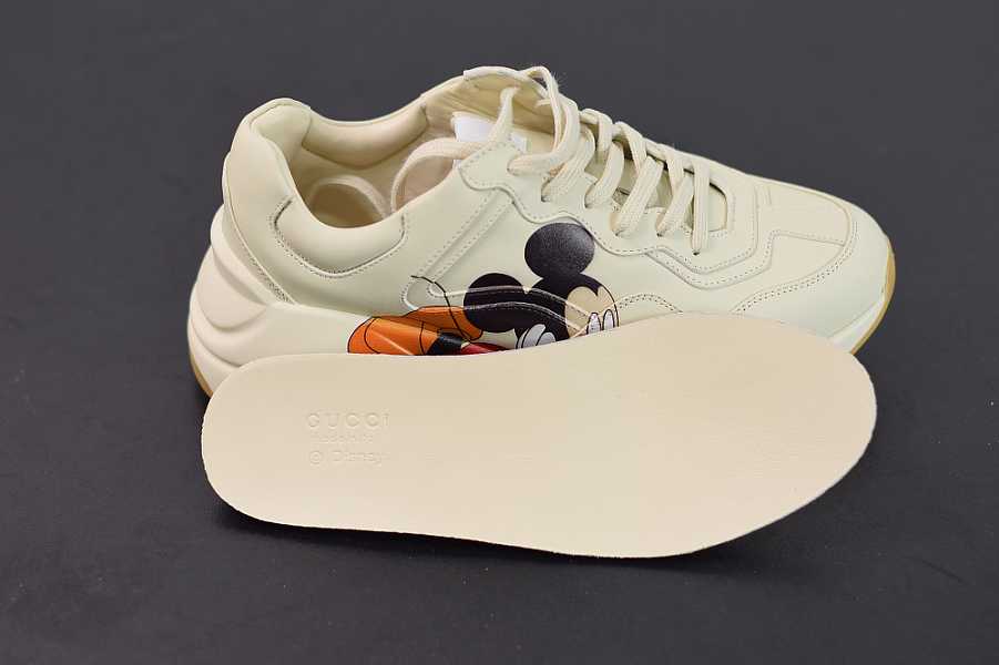 Gvcc1 Rhyton Vintage Trainer Sneaker 576963 DRW009522