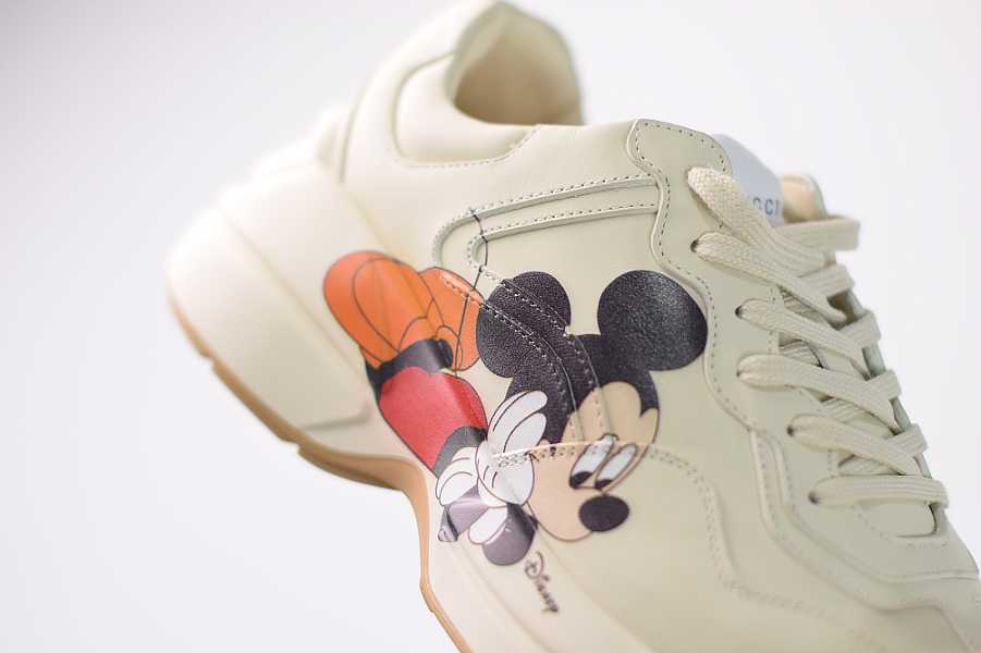 Gvcc1 Rhyton Vintage Trainer Sneaker 576963 DRW009522