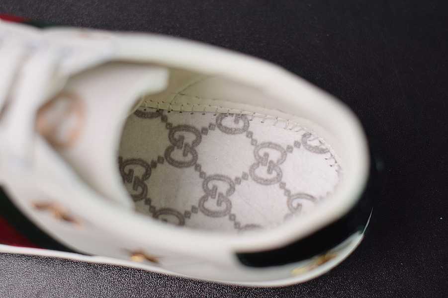 Gvcci Ace Embroidered Low-Top 429446A39GO9085