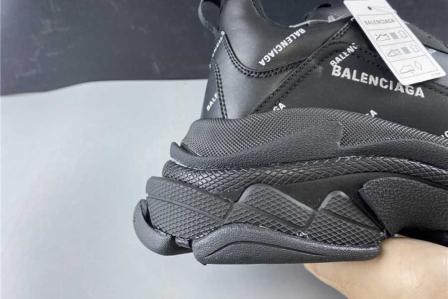 Balenc1a9a TRIPLE-S 524039W06E22020