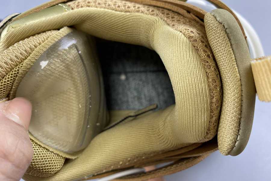 Ba1enc1aga Track Sneaker 542023W2GN39199
