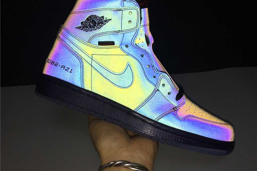 AIR JORDAN 1 Zoom Fearless BV0006-900