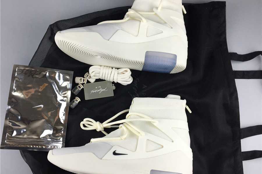 NIKE AIR FEAR OF GOD AR4237100