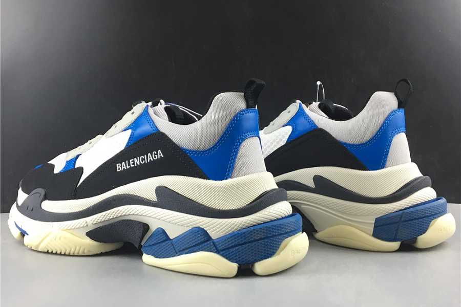 Balenc1a9a Triple S 541624W06E27080