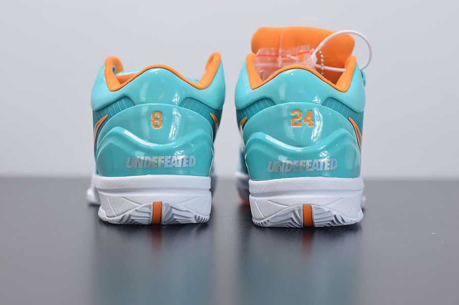 Undefeated x Nike Zoom KOBE 4 CQ3869-300