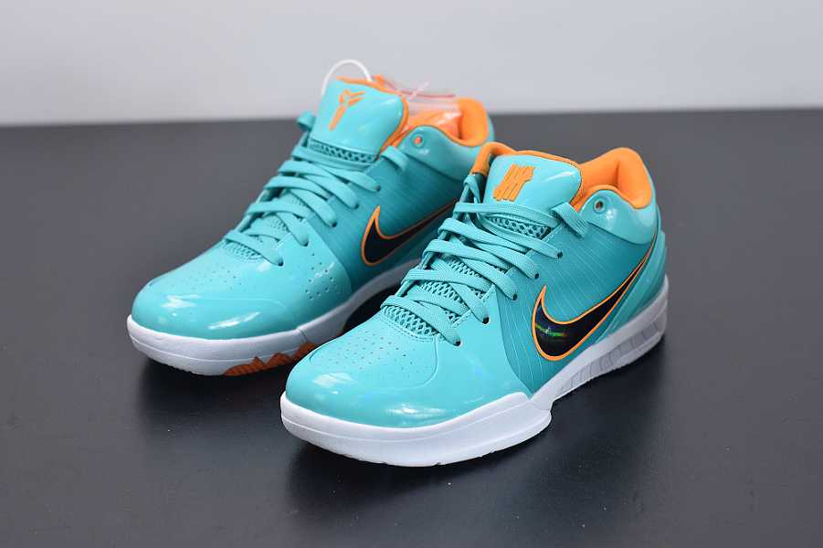 Undefeated x Nike Zoom KOBE 4 CQ3869-300
