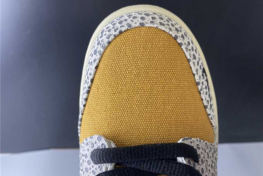 Nike SB Dunk Low Safari CD2563-002