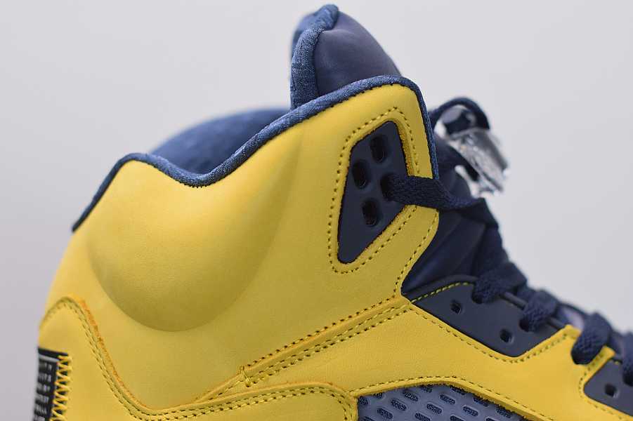Air Jordan 5 Retro Michigan CQ9541704