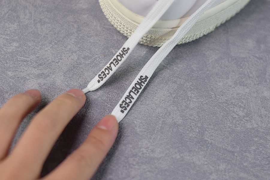 Off-White x Nike Air Force 1 AO4297100