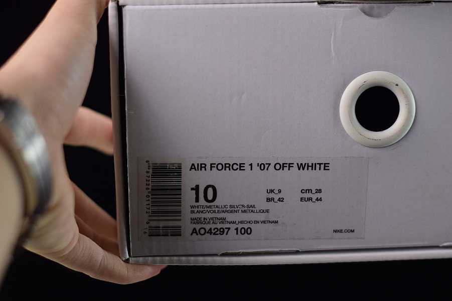 Off-White x Nike Air Force 1 AO4297100