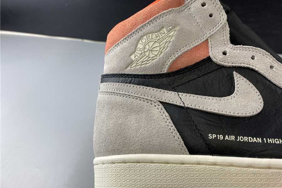 Jordan 1 Retro High Neutral Grey Hyper 555088-018