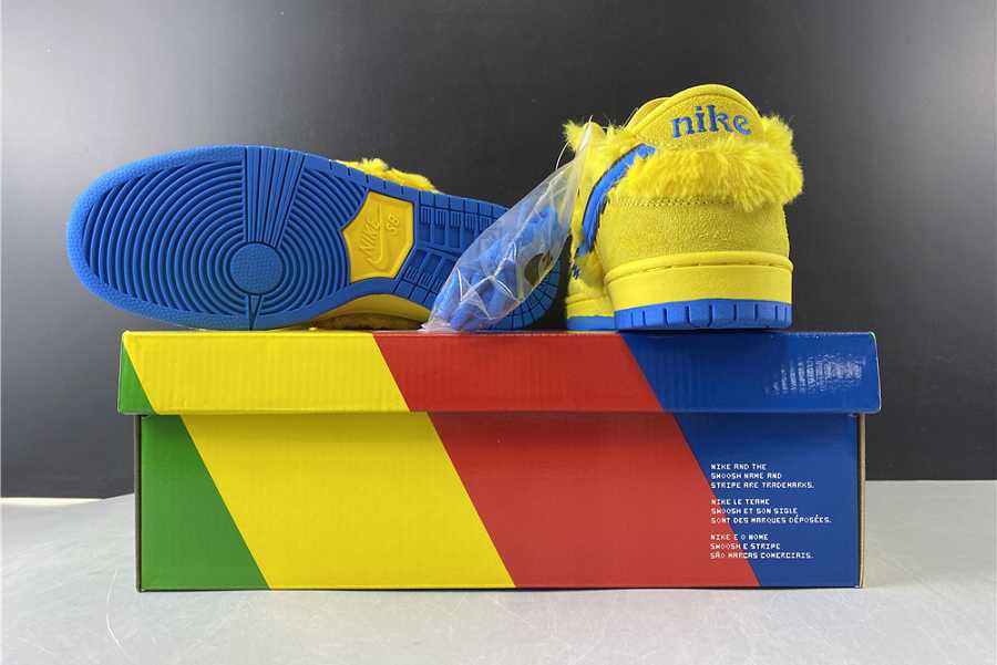 Nike SB Dunk Low Grateful Dead Bears Opti Yellow  CJ5378-700