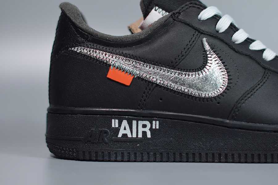 Nike Air Force 1 07 OFF WHITE AV5210001