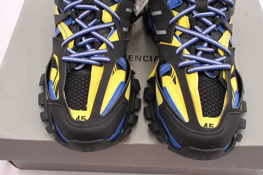Ba1enc1aga Track Low Top Unisex Black  Yellow  Blue Lifestyle Trainer - ECBA8168583