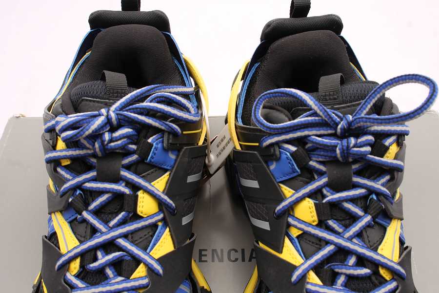 Ba1enc1aga Track Low Top Unisex Black  Yellow  Blue Lifestyle Trainer - ECBA8168583
