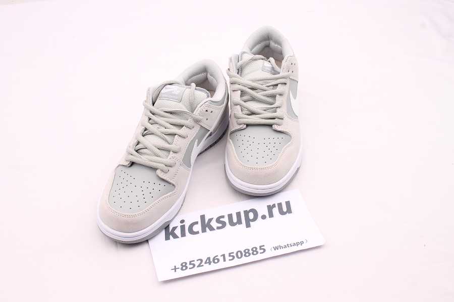 NIKE SB DUNK LOW TRD