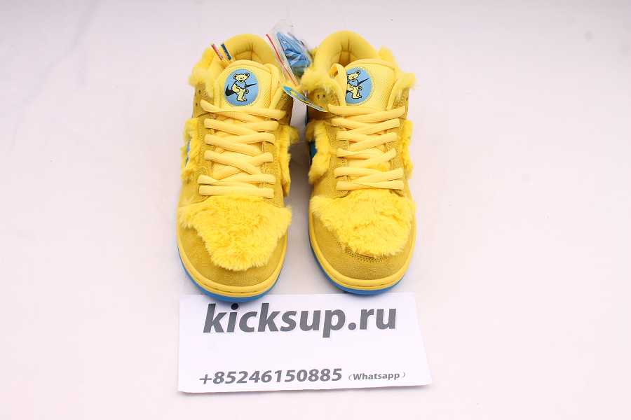 Dead x Nike SB Dunk Low Yellow Bear CJ5378-300