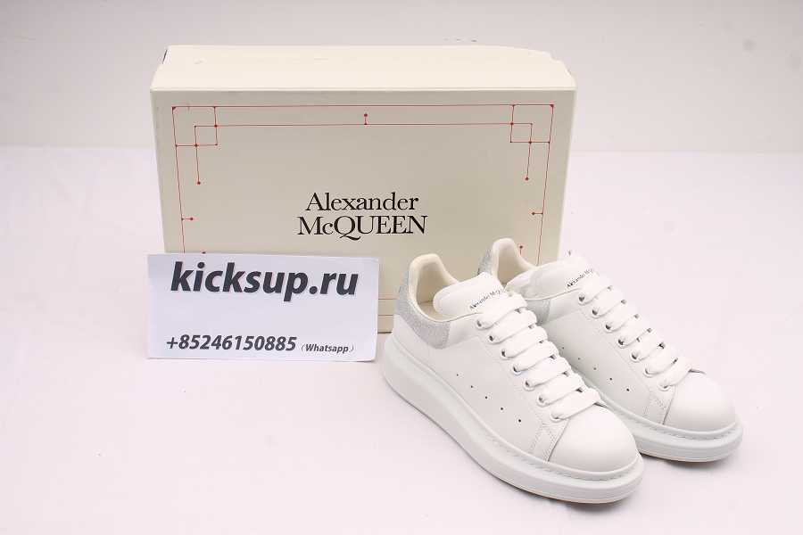 alexander M*Q*en