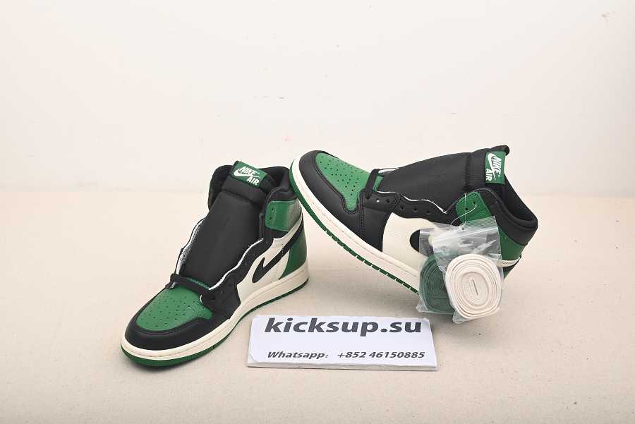 Nike Air Jordan 1 Retro High Pine Green (GS)575441-302