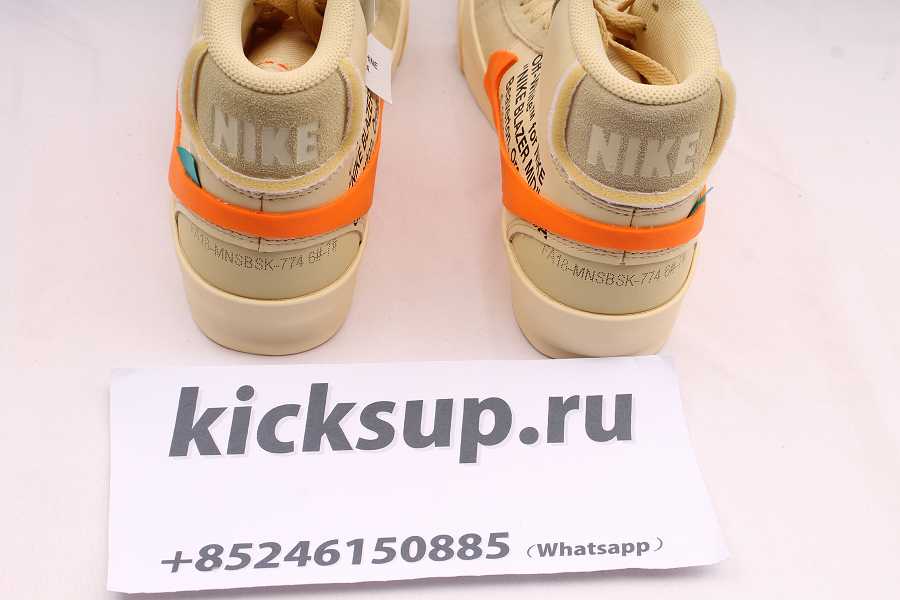 Nike OFF-WHITE x Blazer Mid All Hallows Eve  AA3832-700