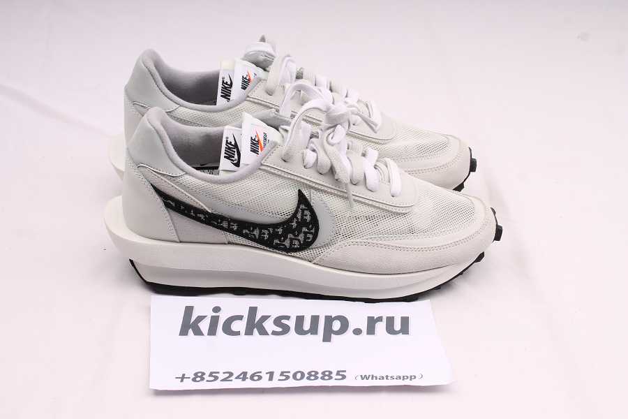 SACAI X Di0r X NIKE LDWAFFLE SACAI CN8898-002