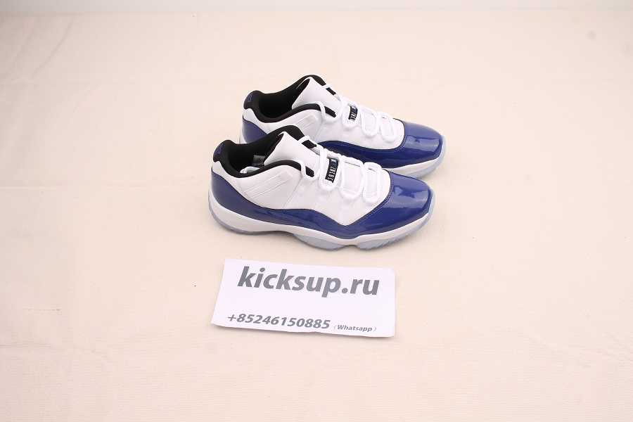 Air Jordan 11 Low WMNS Concord AH7860-100