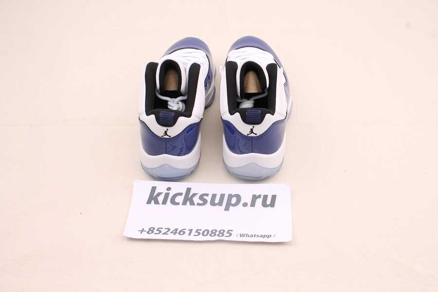 Air Jordan 11 Low WMNS Concord AH7860-100
