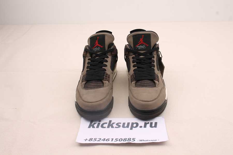 AIR JORDAN 4 RETRO