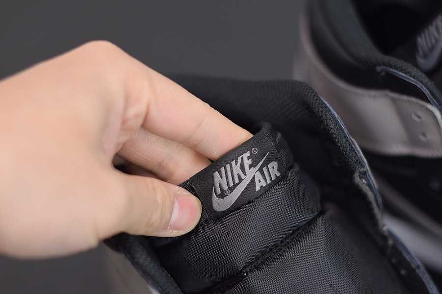 Jordan 1 Retro High Shadow 555088013