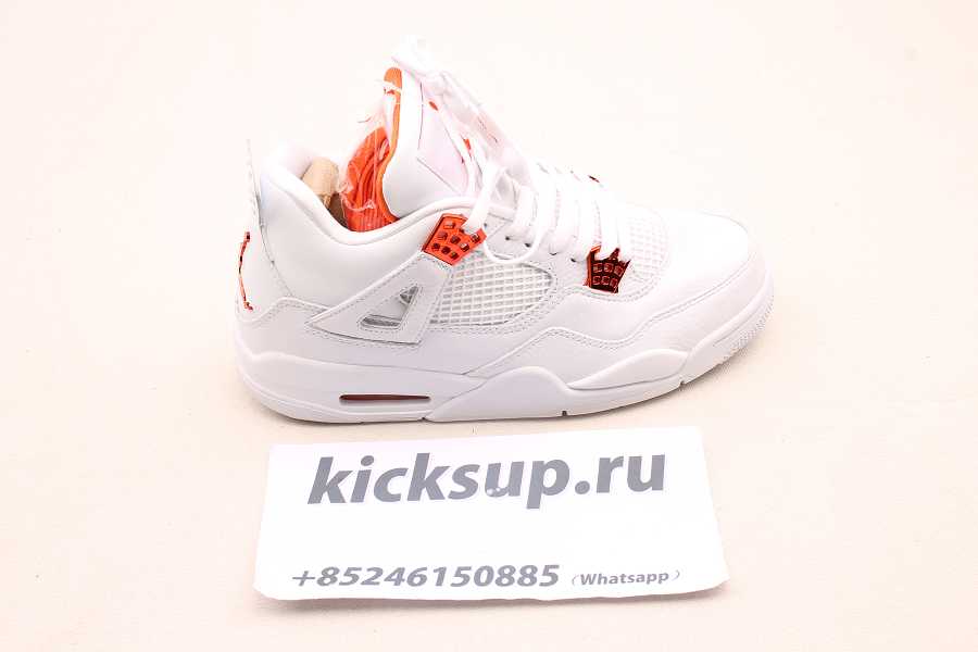 Air Jordan 4 Retro Metallic Orange CT8527-118