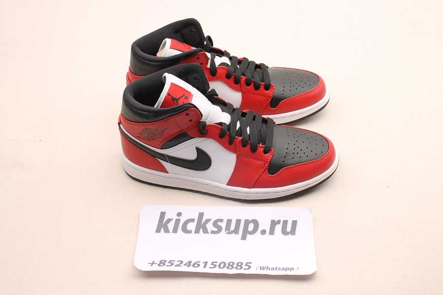 AIR JORDAN 1 MID 554724069