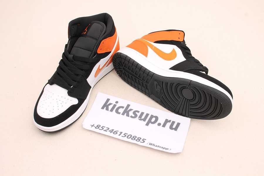 Air Jordan 1 Mid 554724-058