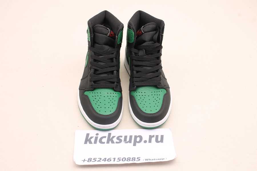 Air Jordan 1 Retro High OG Pine Green 555088-030