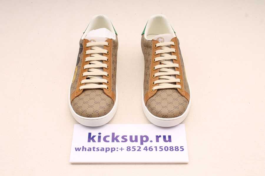 Gvcci Sneakers