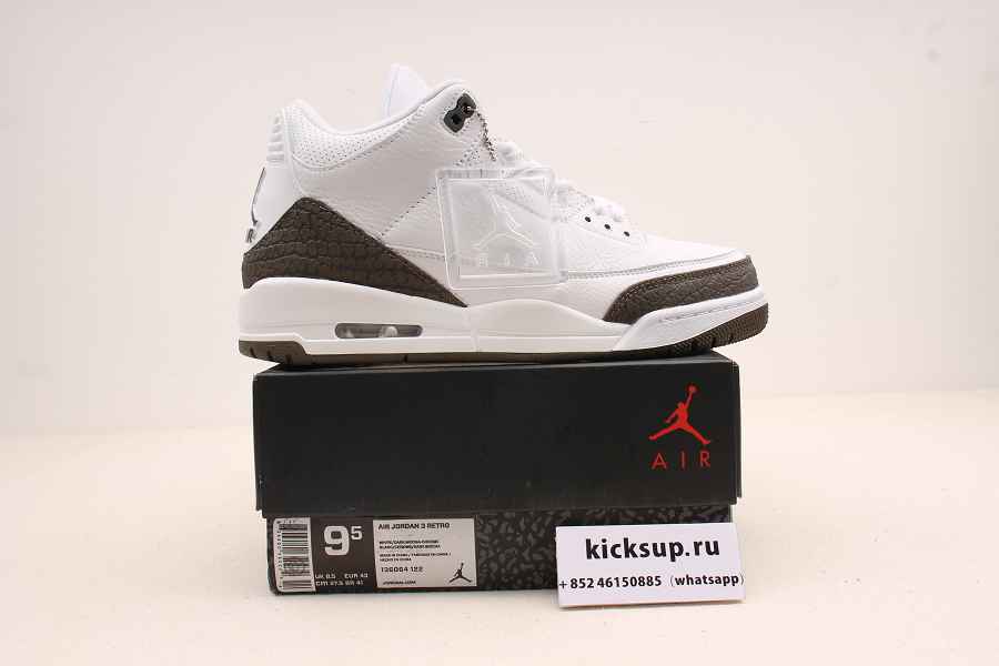 Air Jordan 3 Mocha is Returning Summer 136064-122