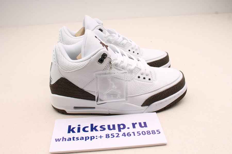 Air Jordan 3 Mocha is Returning Summer 136064-122