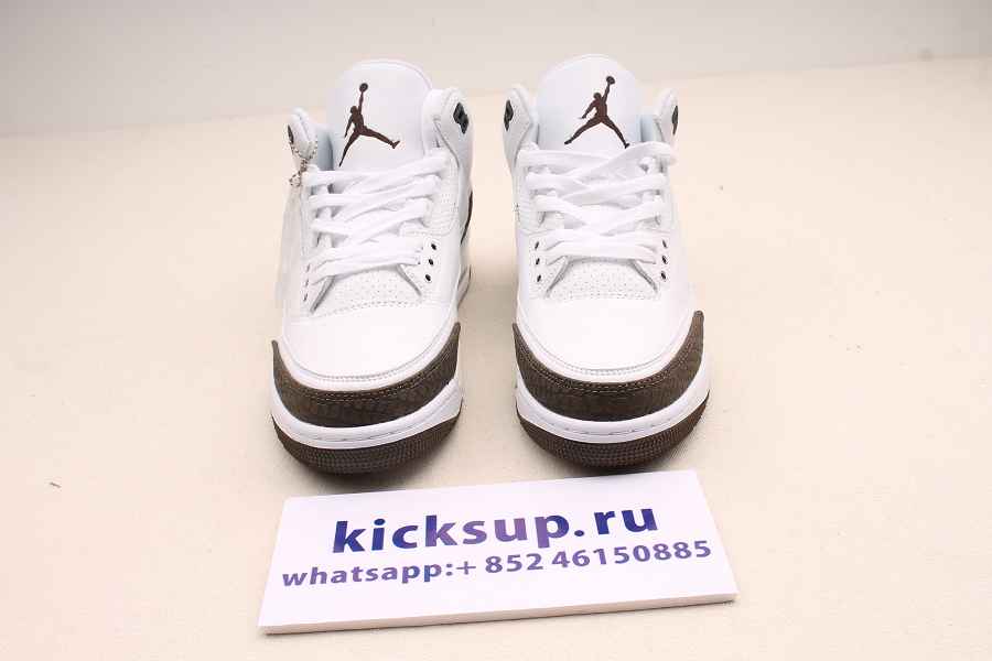 Air Jordan 3 Mocha is Returning Summer 136064-122