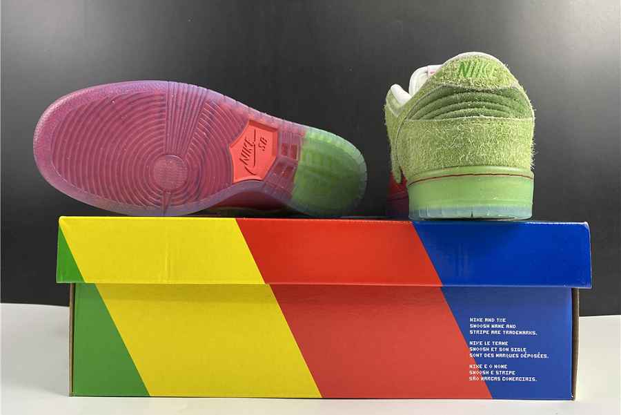 Dunk SB Nike SB Dunk High Strawberry Cough CW7093-600