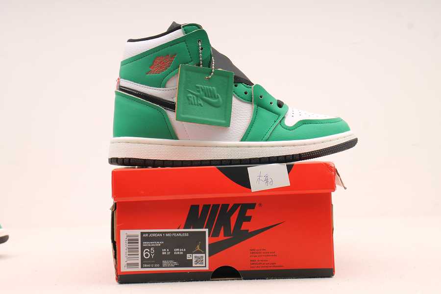 Jordan 1 Retro High Lucky Green DB4612-300