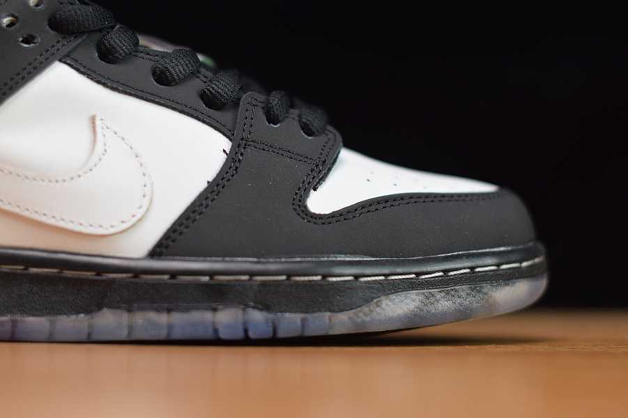 Nike SB Dunk Low Staple Panda Pigeon BV1310013