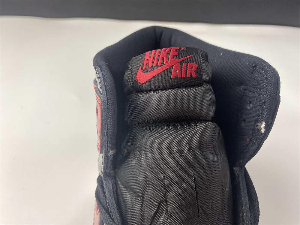Air Jordan 1 High OG Bred Patent 555088-063