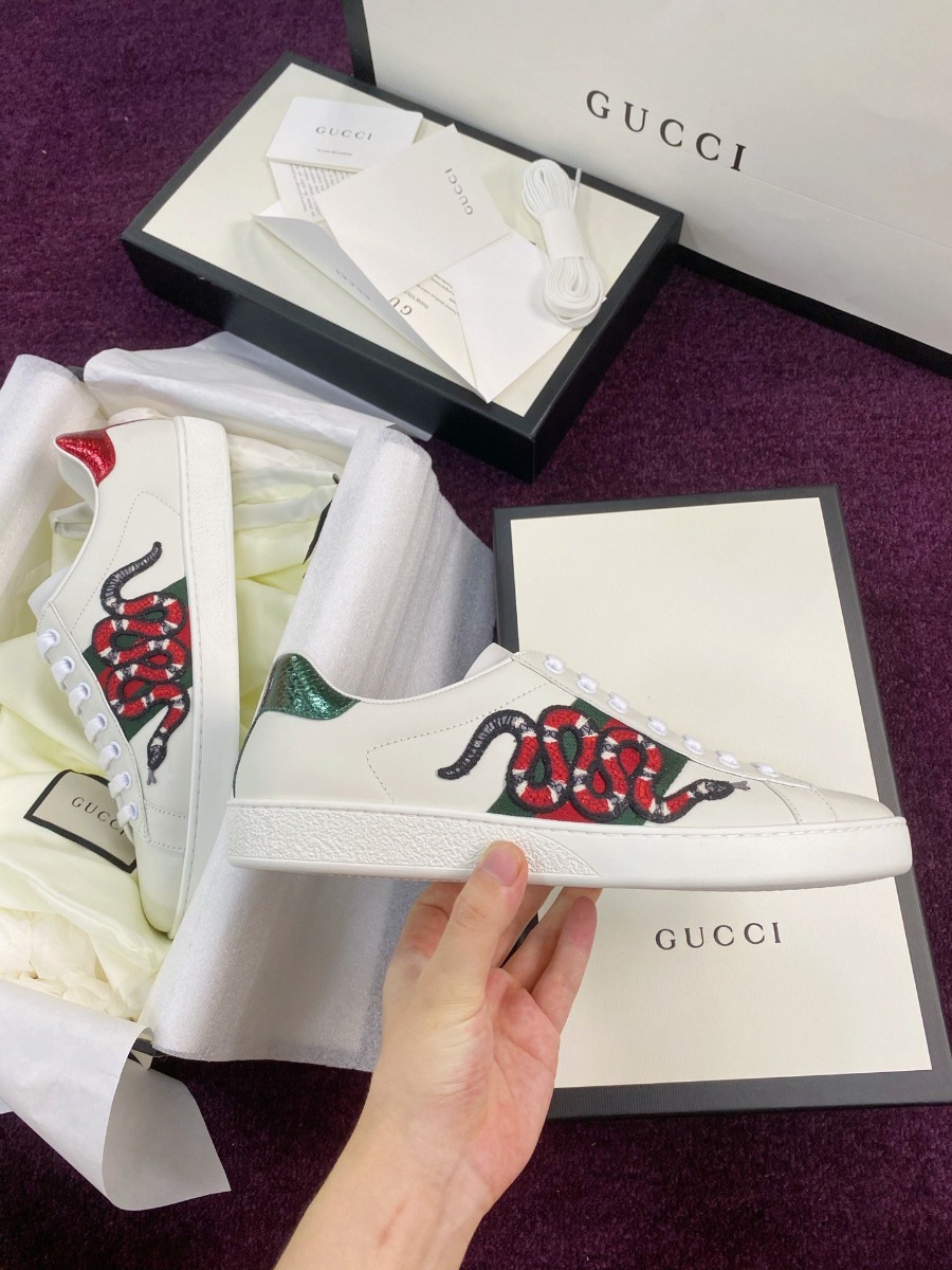 Gvcc1 White Snake New Ace Sneakers